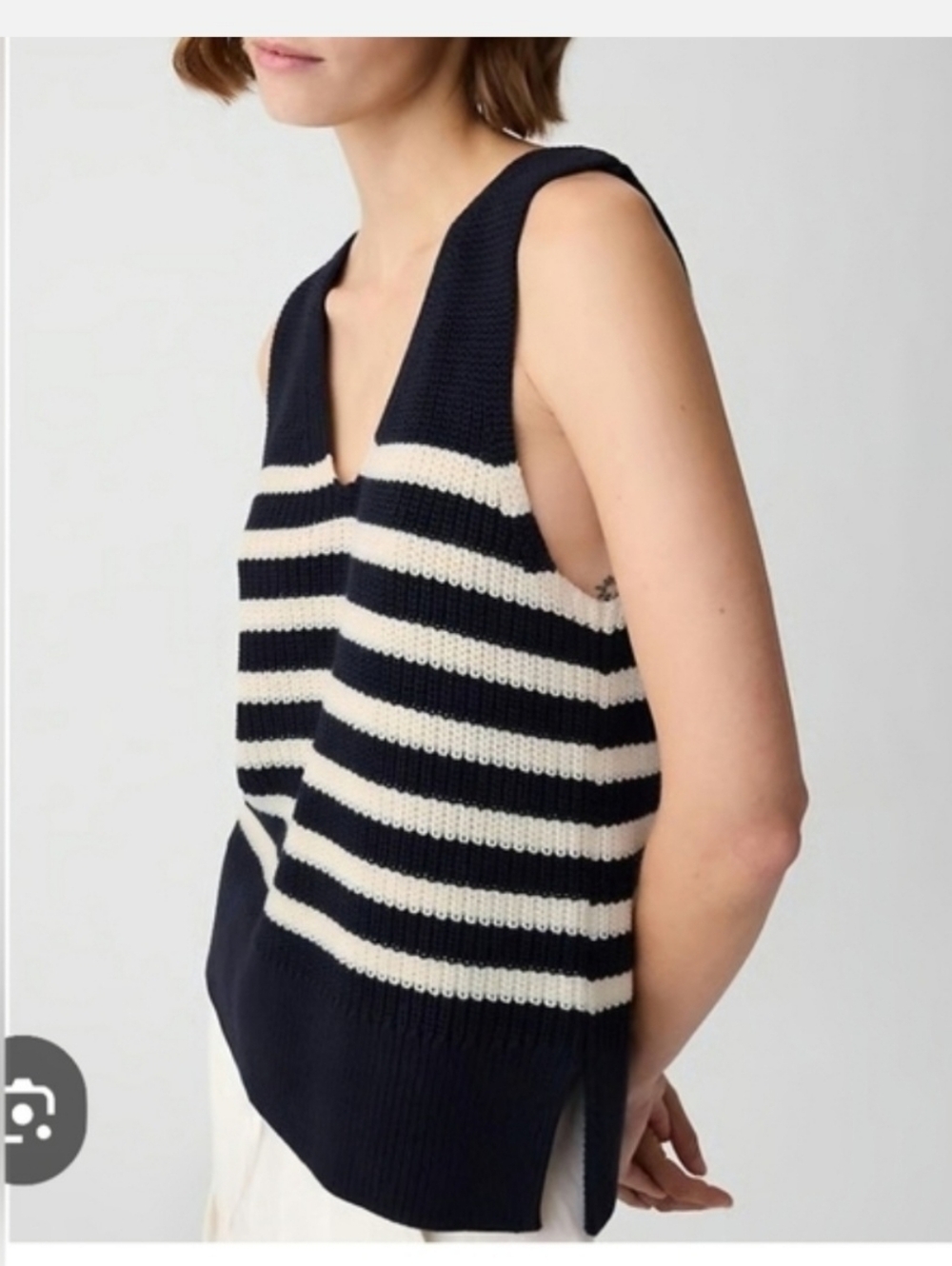 GAP Navy and Cream Striped Knit Sleeveless Top Sz S